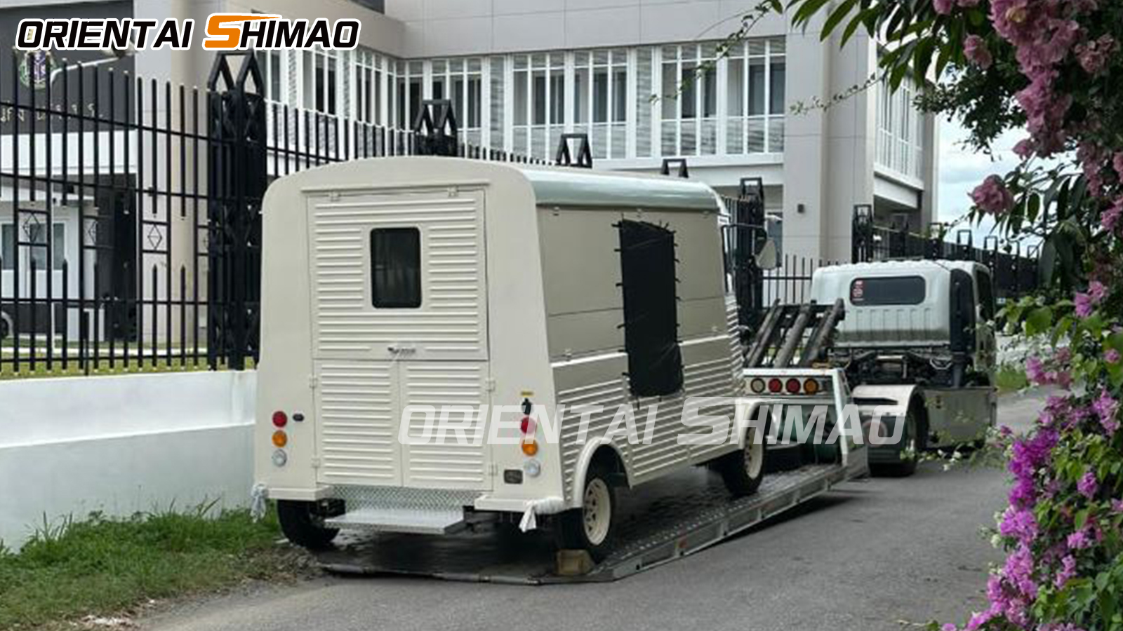 Азық-түлік көлігінің фотосуреттерін қайтарыңыз